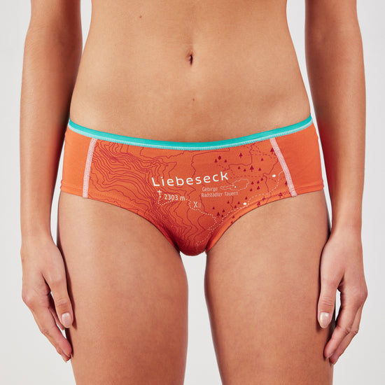 EIN SCHÖNER FLECK ERDE. Unterhose mit Berg. LIEBESECK. Unterwäsche Salzburg. Green fashion. Unterwäsche mit bio Siegel.